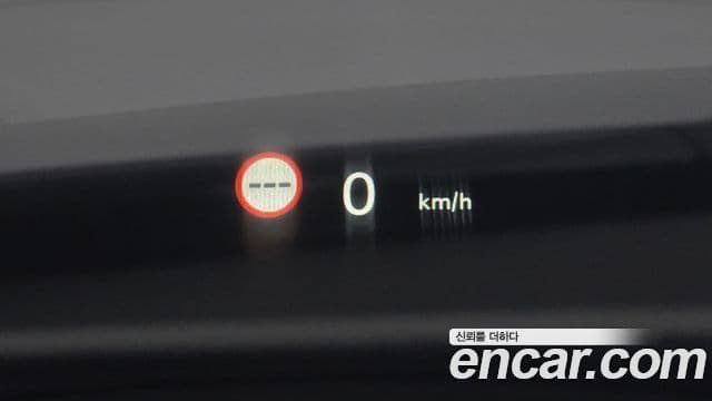 Mini Cooper 2023 — ფოტო 10/20