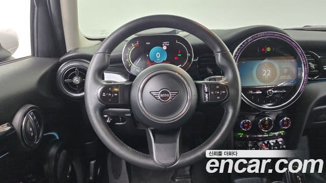 Mini Cooper 2023 — ფოტო 14/20