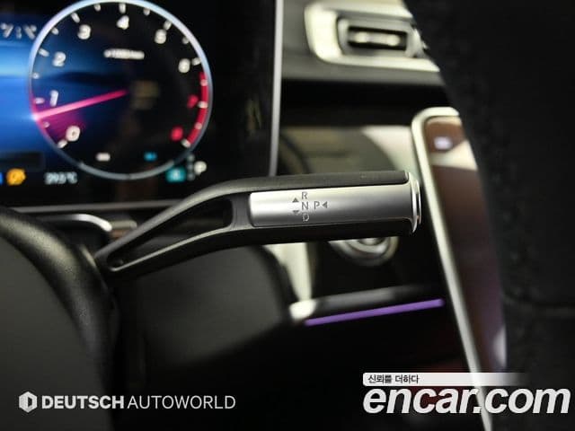 Mercedes-Benz S-Class 2023 — Photo 16/20