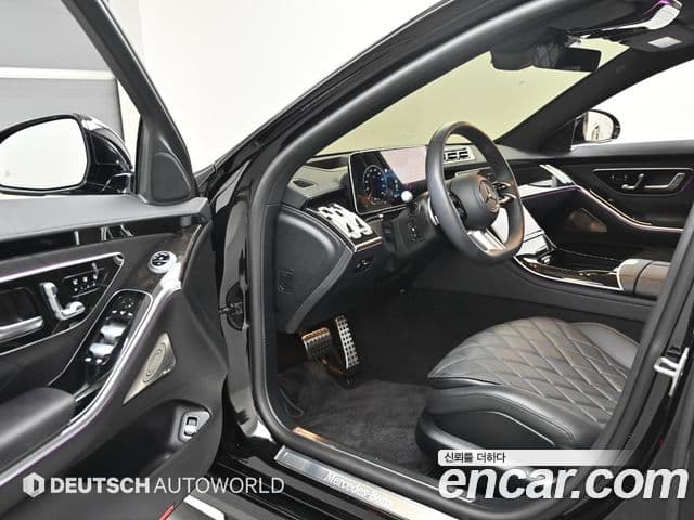 Mercedes-Benz S-Class 2023 — Photo 5/20