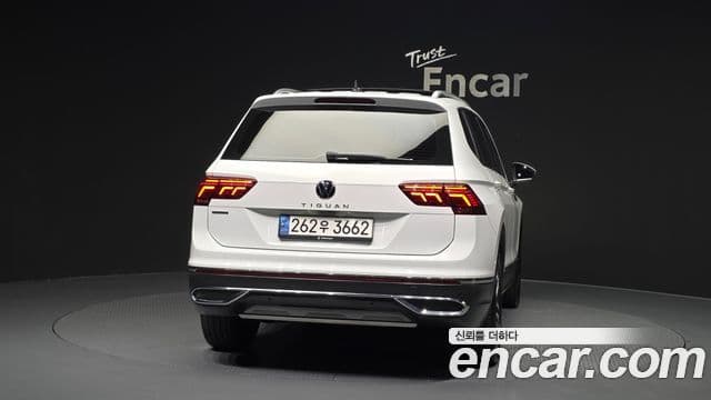 Volkswagen Tiguan Allspace 2022 — Фото 4/20