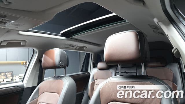 Volkswagen Tiguan Allspace 2022 — Фото 17/20