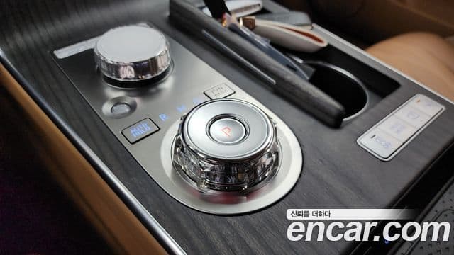 Genesis Electrified G80 2025 — Şəkil 9/20