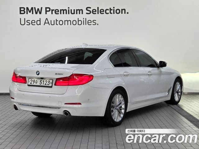BMW 5 Series 2019 — Şəkil 2/20
