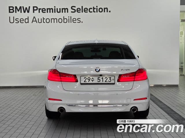 BMW 5 Series 2019 — Şəkil 3/20