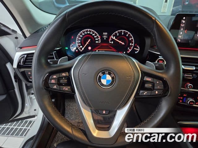 BMW 5 Series 2019 — Şəkil 5/20