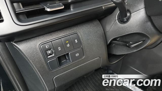 Hyundai Staria 2023 — фото 20 из 20