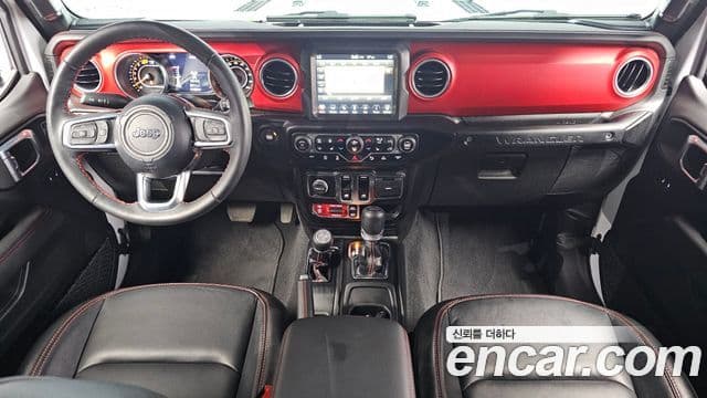 Jeep Wrangler 2023 — ფოტო 7/20