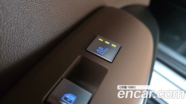 Hyundai Grandeur 2023 — ფოტო 19/20