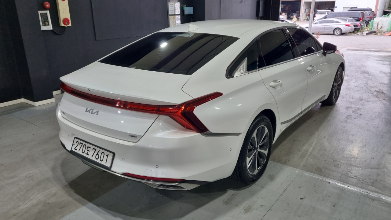 Kia K8 2022 — ფოტო 2/18
