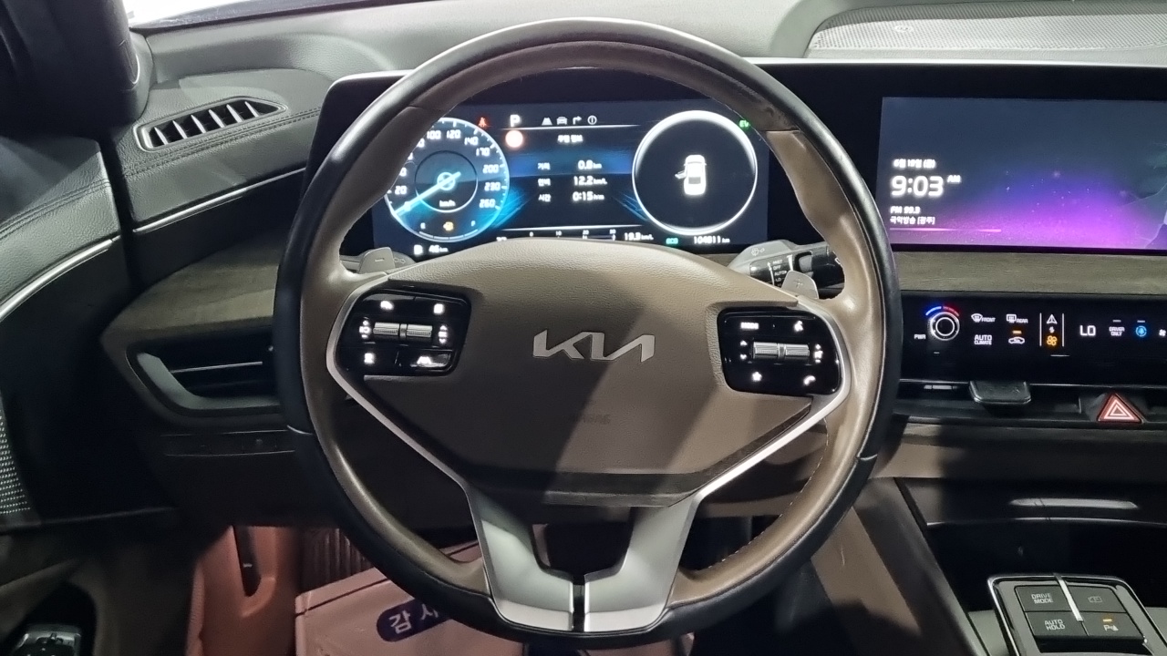 Kia K8 2022 — ფოტო 13/18