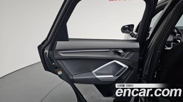 Audi Q3 2025 — ფოტო 15/34