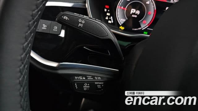 Audi Q3 2025 — ფოტო 16/34