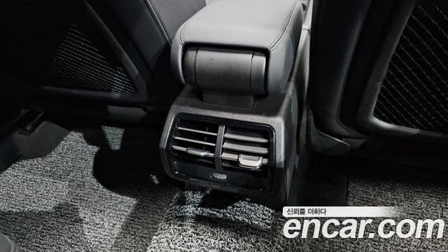 Audi Q3 2025 — ფოტო 18/34