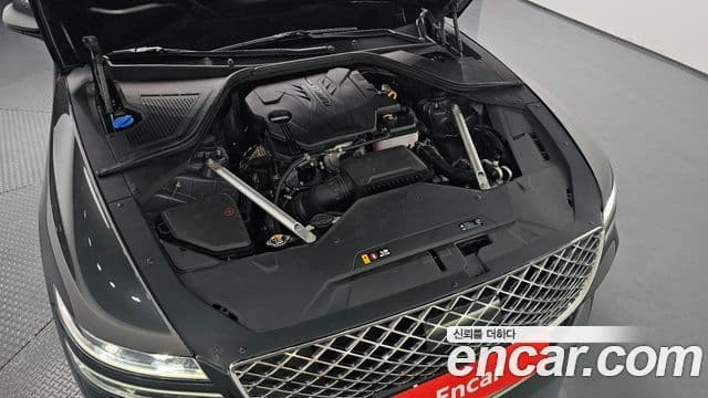 Genesis G80 2022 — Photo 17/20