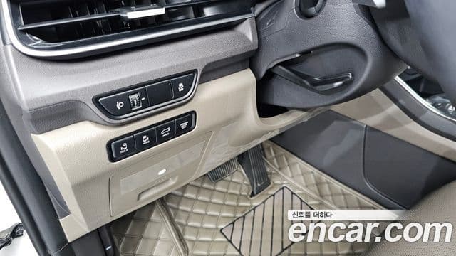 Kia Carnival 2024 — Фото 15/20