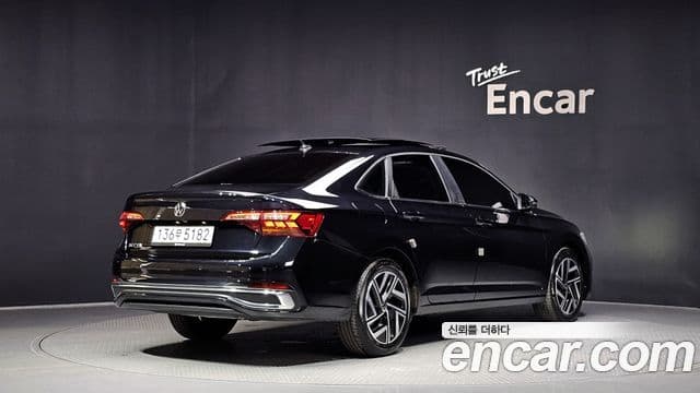 Volkswagen Jetta 2024 — Şəkil 2/20