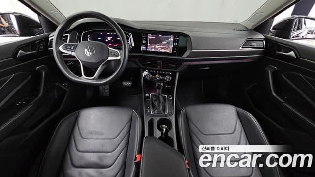 Volkswagen Jetta 2024 — Şəkil 7/20