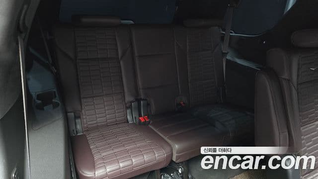 Cadillac Escalade 2022 — ფოტო 12/20