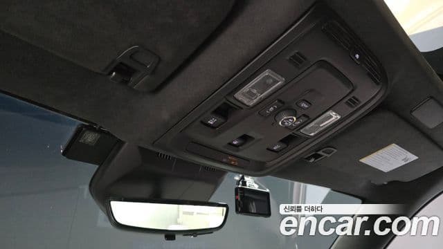Cadillac Escalade 2022 — Photo 35/37