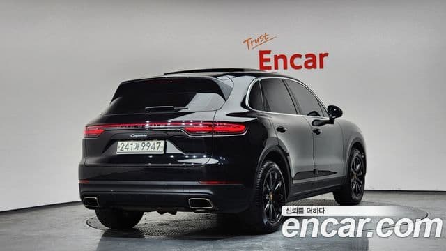 Porsche Cayenne 2020 — Photo 19/20