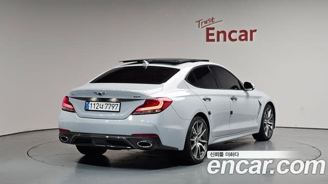 Genesis G70 2020 — ფოტო 2/20