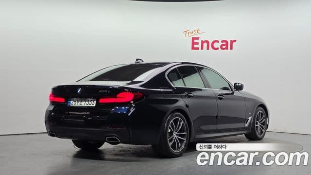 BMW 5 Series 2022 — ფოტო 2/20