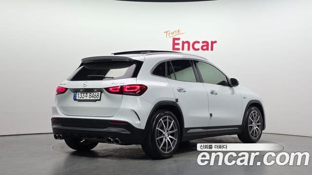 Mercedes-Benz GLA-Class 2021 — ფოტო 2/20