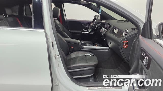 Mercedes-Benz GLA-Class 2021 — Şəkil 21/32