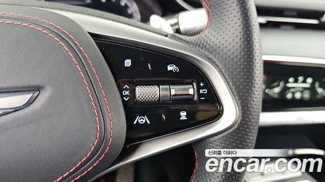 Genesis GV70 2022 — ფოტო 24/35