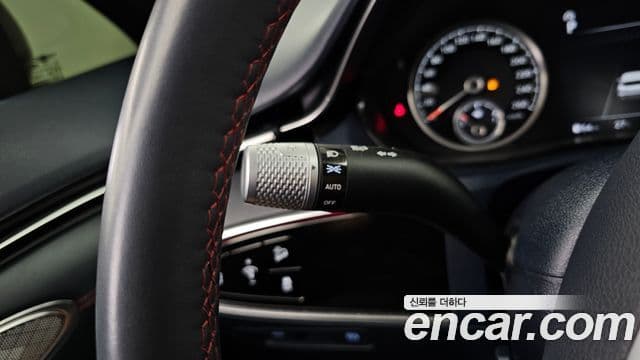 Genesis GV70 2022 — ფოტო 7/35