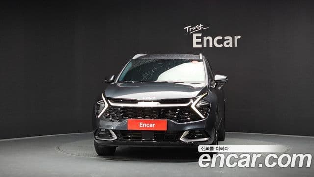 Kia Sportage 2023 — ფოტო 3/20