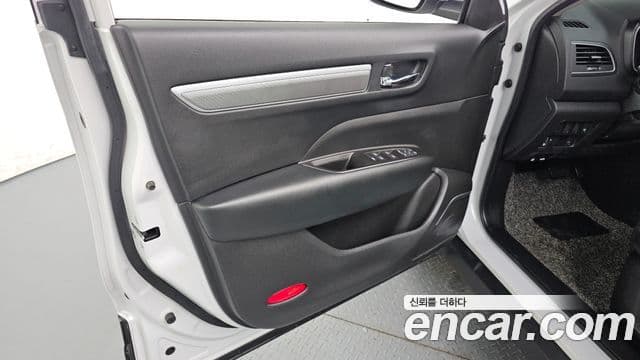 Renault Samsung QM6 2021 — ფოტო 27/32
