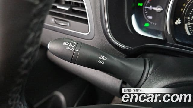 Renault Samsung QM6 2021 — ფოტო 19/32
