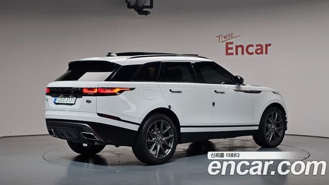 Land Rover Range Rover Velar 2022 — Şəkil 2/20