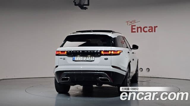 Land Rover Range Rover Velar 2022 — Şəkil 4/20