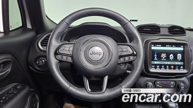 Jeep Renegade 2021 — Şəkil 12/20