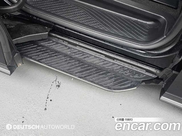 Lexus LM 2025 — фото 16 из 20