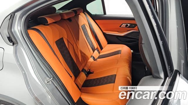 BMW M3 2023 — Photo 10/20