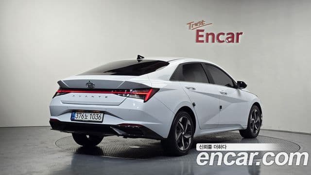Hyundai Avante 2022 — ფოტო 2/20