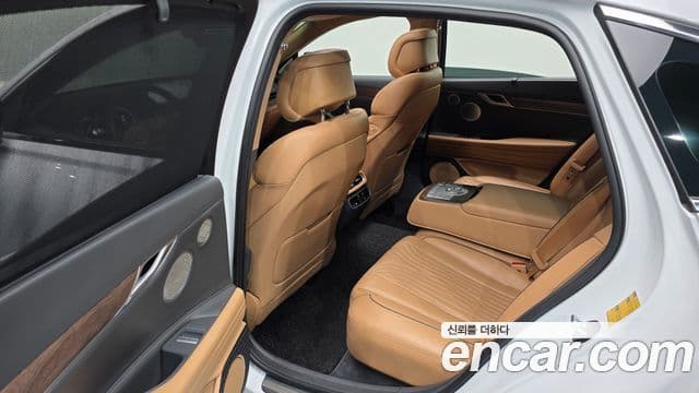 Genesis Electrified G80 2020 — фото 12 из 20