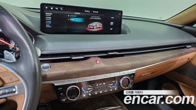 Genesis Electrified G80 2020 — фото 17 из 20