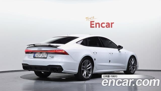 Audi A7 2023 — ფოტო 13/20