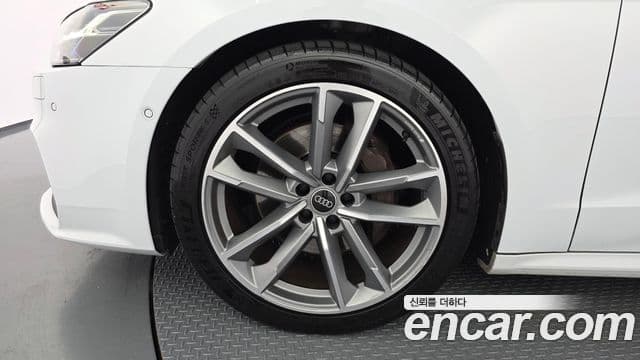 Audi A7 2023 — ფოტო 9/20