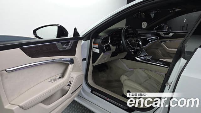 Audi A7 2023 — ფოტო 2/20