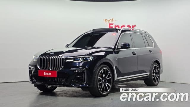 BMW X7 2021 — Photo 20/20