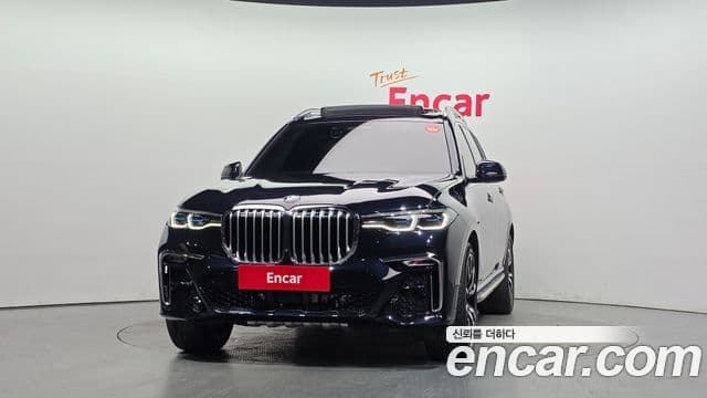 BMW X7 2021 — Photo 6/20