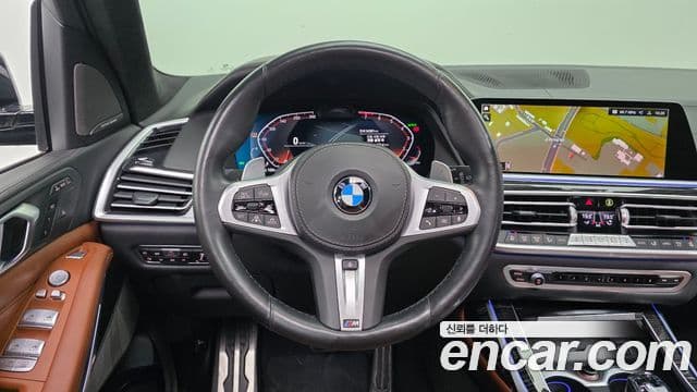BMW X7 2021 — Photo 3/20