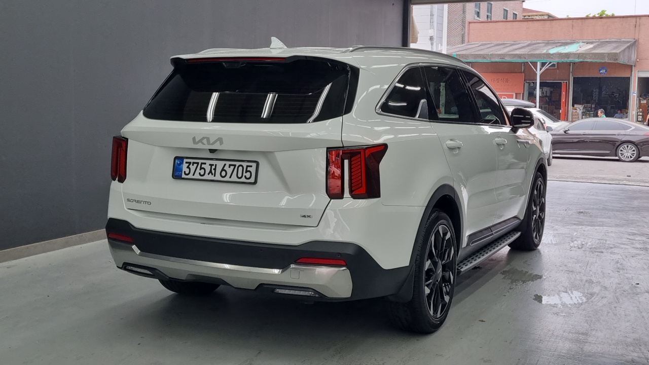 Kia Sorento 2025 — ფოტო 1/18