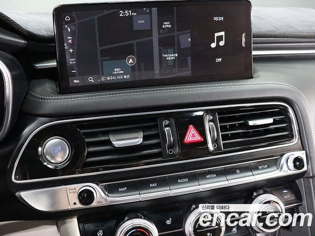 Genesis G70 2021 — Şəkil 8/20